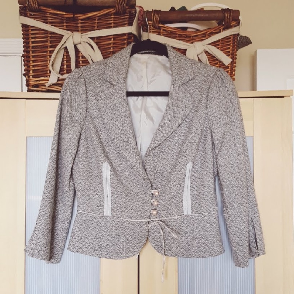 Unique Wool Blend Gray Blazer Jacket - image 1